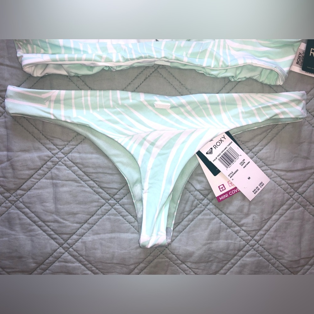 Roxy bikini - Picture 8 of 9